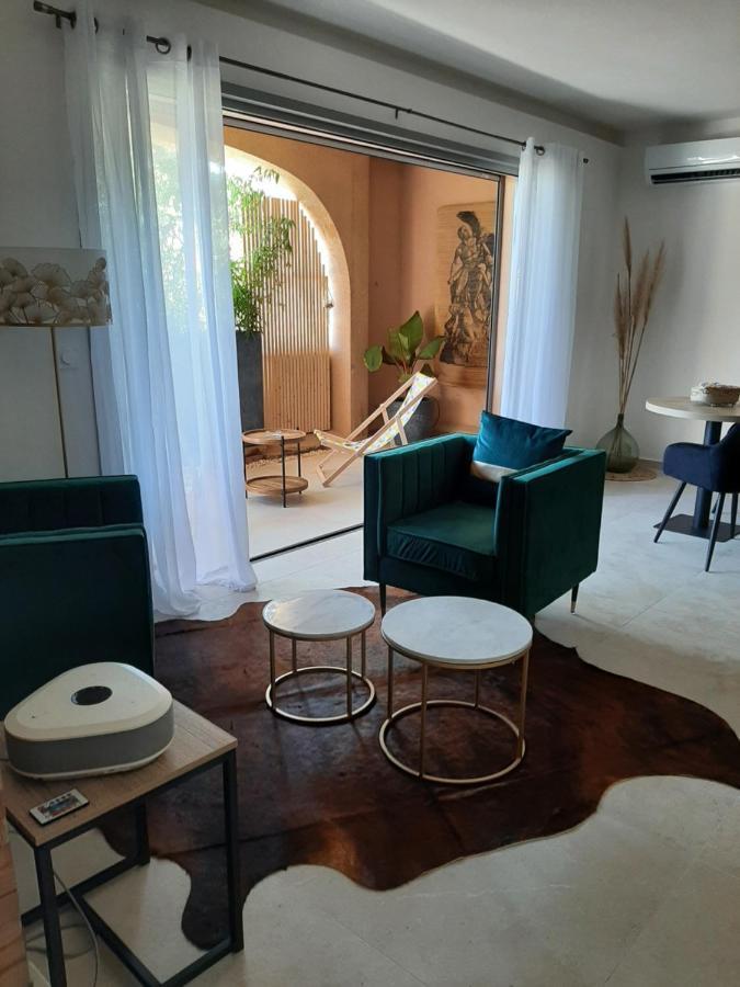 Suites Jm - Le Temps D'Une Escale Hyères Exteriér fotografie